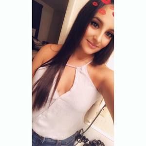 Meet your Posher, Cristina